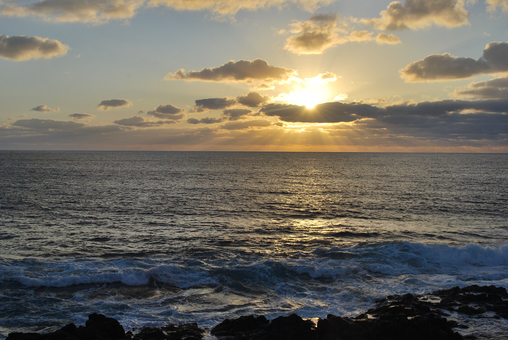 Beautiful view - ocean, clouds, and sun